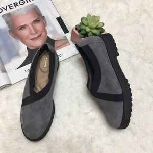 NWOT Clarks Artisan Gray Suede Women Slip On Shoes
